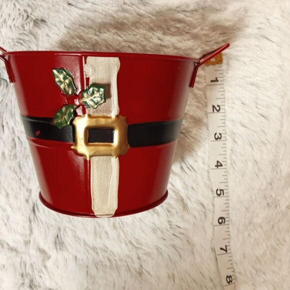 Greenbrier International Santa Suit Metal Bucket 5" Handles and Holly - Picture 3 of 10